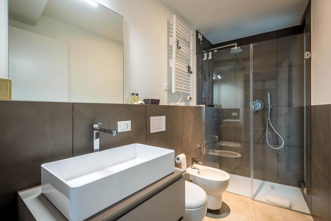 Luvi - De Rolandi - Il Cortile Milano Apartment Bagian luar foto